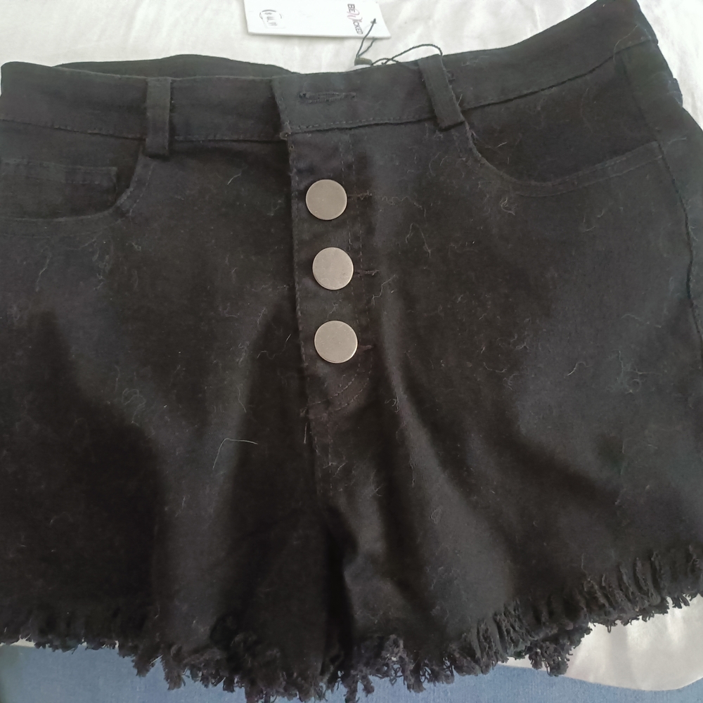 Black Frayed Hem Women Shorts